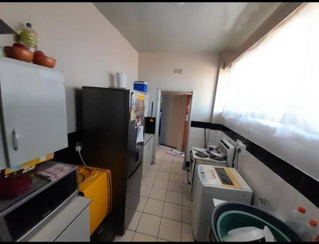 2 BEDROOM APARTMENT FOR SALE IN SYMHURST